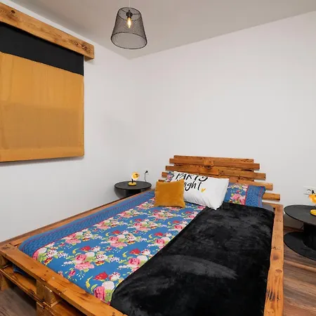 2 Bedroom In *